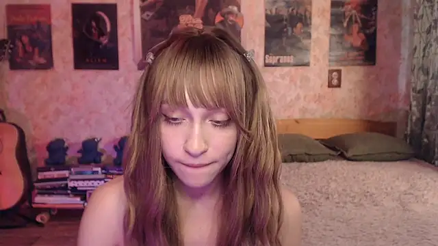 Friendly_Ellie webcam