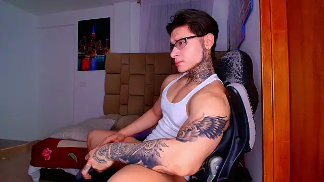 DennisWalkerr webcam
