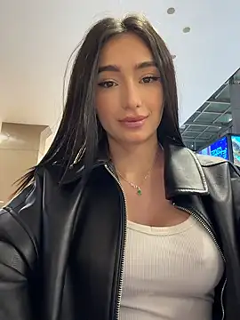 Maddy_Jones webcam