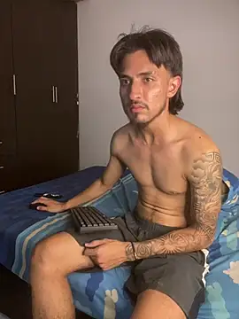 Kriss_Edwards webcam