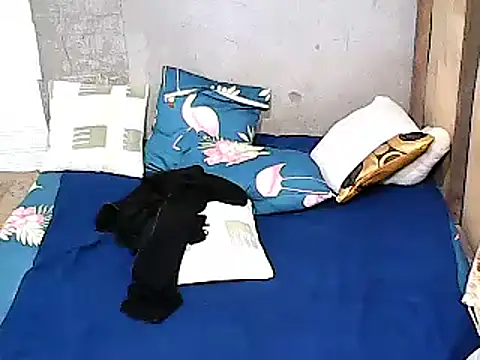 xxhottinybabe webcam