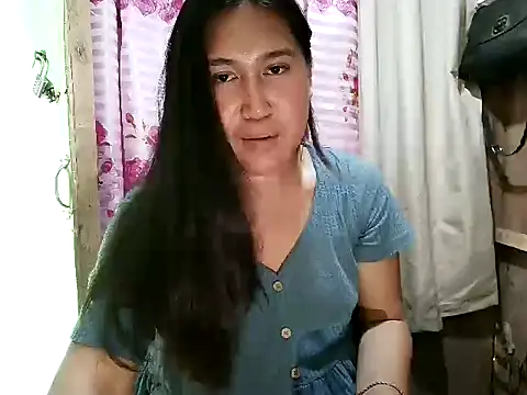 Romantic_Sabrina webcam