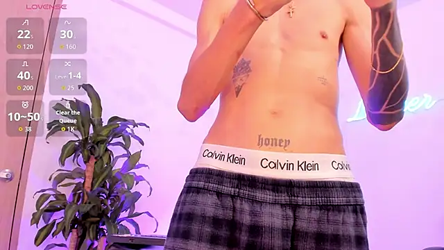 LennerCollins_ webcam