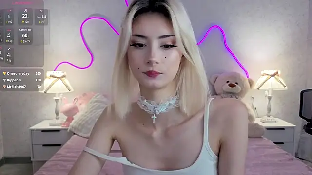 kittysocutie (F teen) - full nude + toy control 5 min ;)