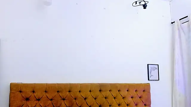 Katty_West webcam