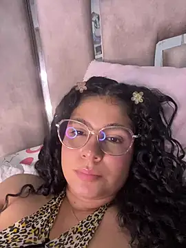 Yassy_11 webcam
