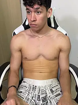 luke_muscle (M twink) - Make Me Cum!!!!!!
