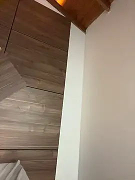 Lara_petit webcam