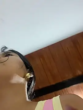 maddy_stars webcam