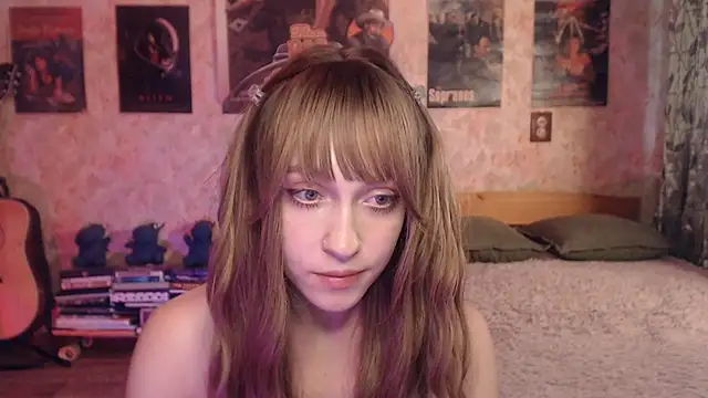 Friendly_Ellie webcam