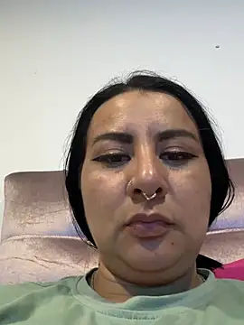 Abril_Luv webcam
