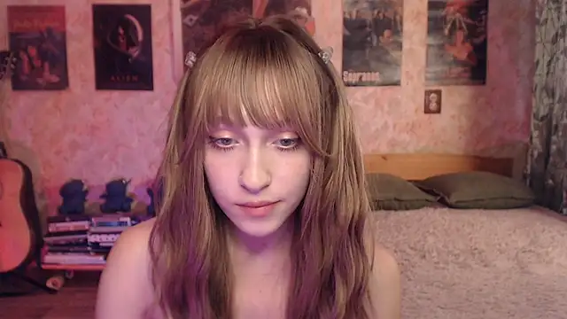 Friendly_Ellie webcam