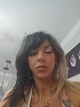 lil_jiggly webcam