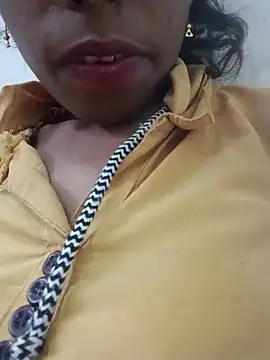 Desi_Couple_P webcam