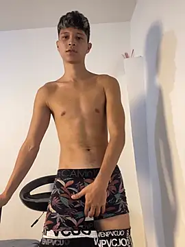 Twinkcock22 webcam