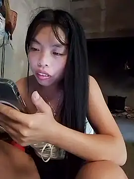 Hikomy- live cam on StripChat