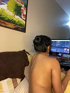 SaharQamar webcam