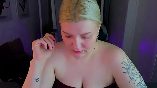 Michele_Greenn webcam