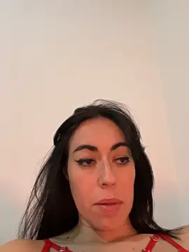 BrattyYanii webcam