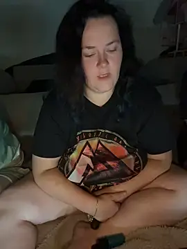 CurvyScarlett69xx webcam