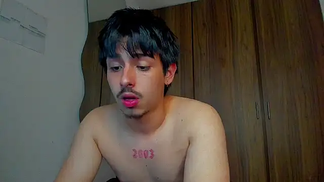 Maximo_Miller webcam
