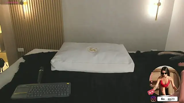 liah_cleir webcam