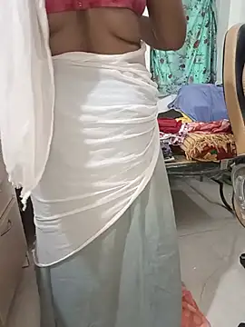 Tamil-hotwife webcam