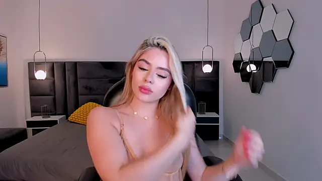 JuanitaClay webcam