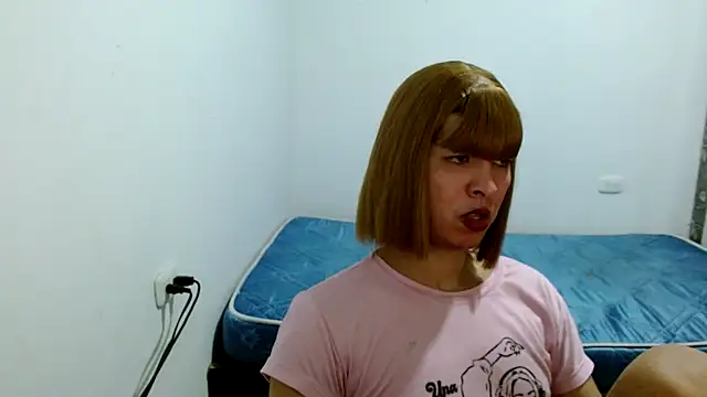 estefania224 webcam