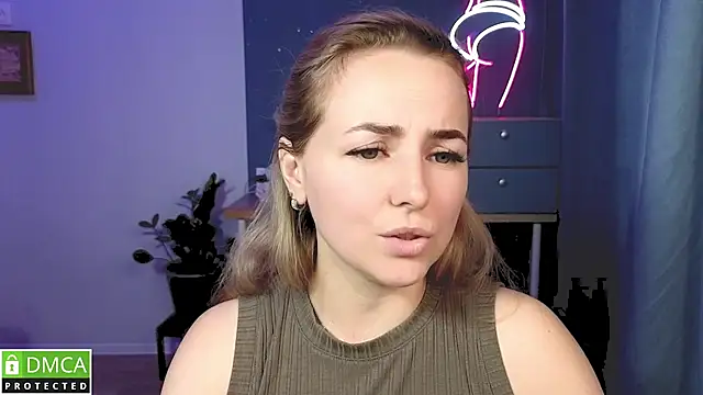 Mira_Mermayd webcam