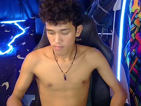 hugekenbigcock webcam