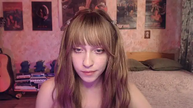 Friendly_Ellie webcam