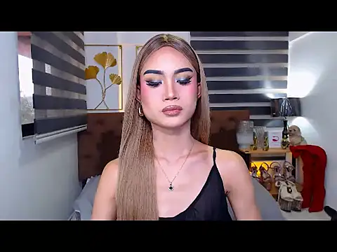 JuicyCockThea webcam
