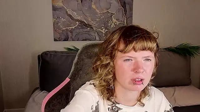 VioletDesiree webcam
