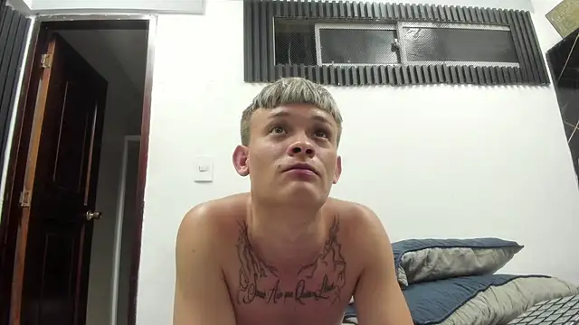 Robinlion91 webcam