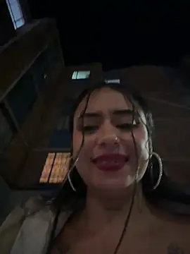 LilacNoir webcam