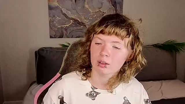 VioletDesiree webcam