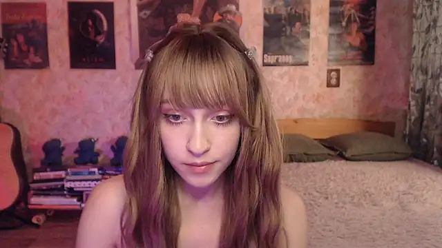 Friendly_Ellie webcam