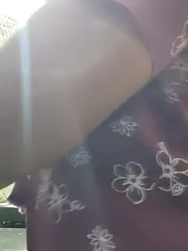yamini1431 webcam