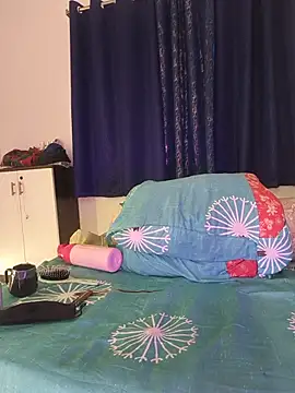hot-honey-girl webcam