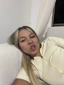 Mia_Rosee1 webcam