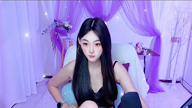 Tili_Lucky live cam on StripChat