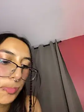 MoonLitDoll webcam