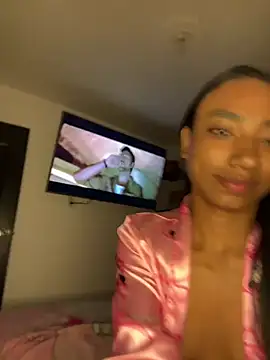 Mia-Lorette webcam