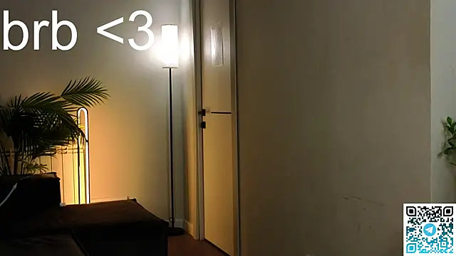 Leslie_Scott webcam