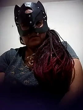 Saramilf36 webcam