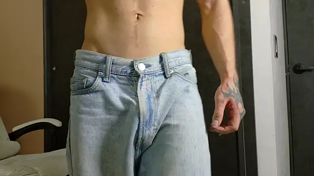 eren_jeager live sex cam