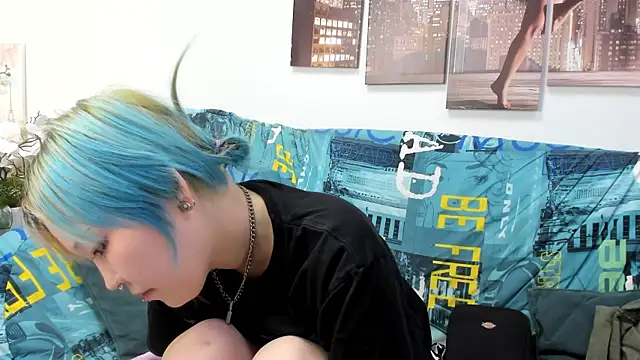 Cute__Kiko webcam