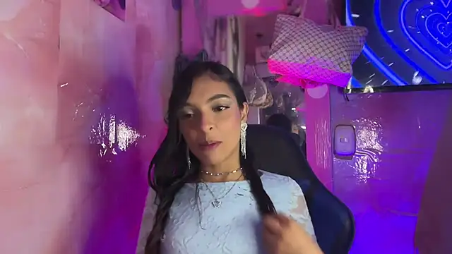 Skye_Moore webcam