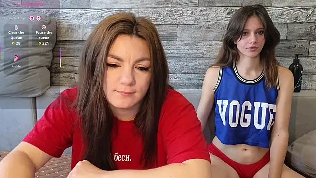 Vika_loves_you webcam
